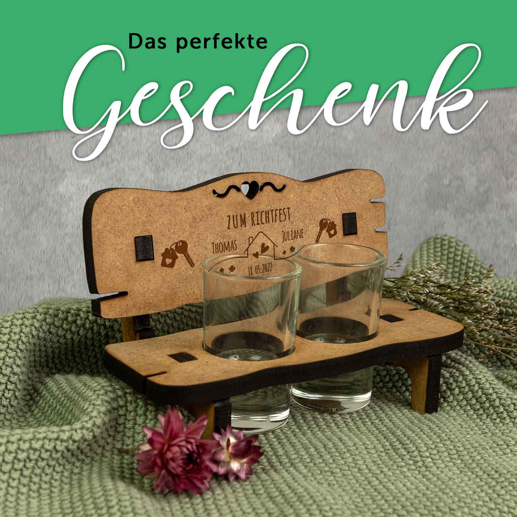 Gravierte Schnapsbank zum Richtfest mit Namen & Datum + 2 Schnapsgläser