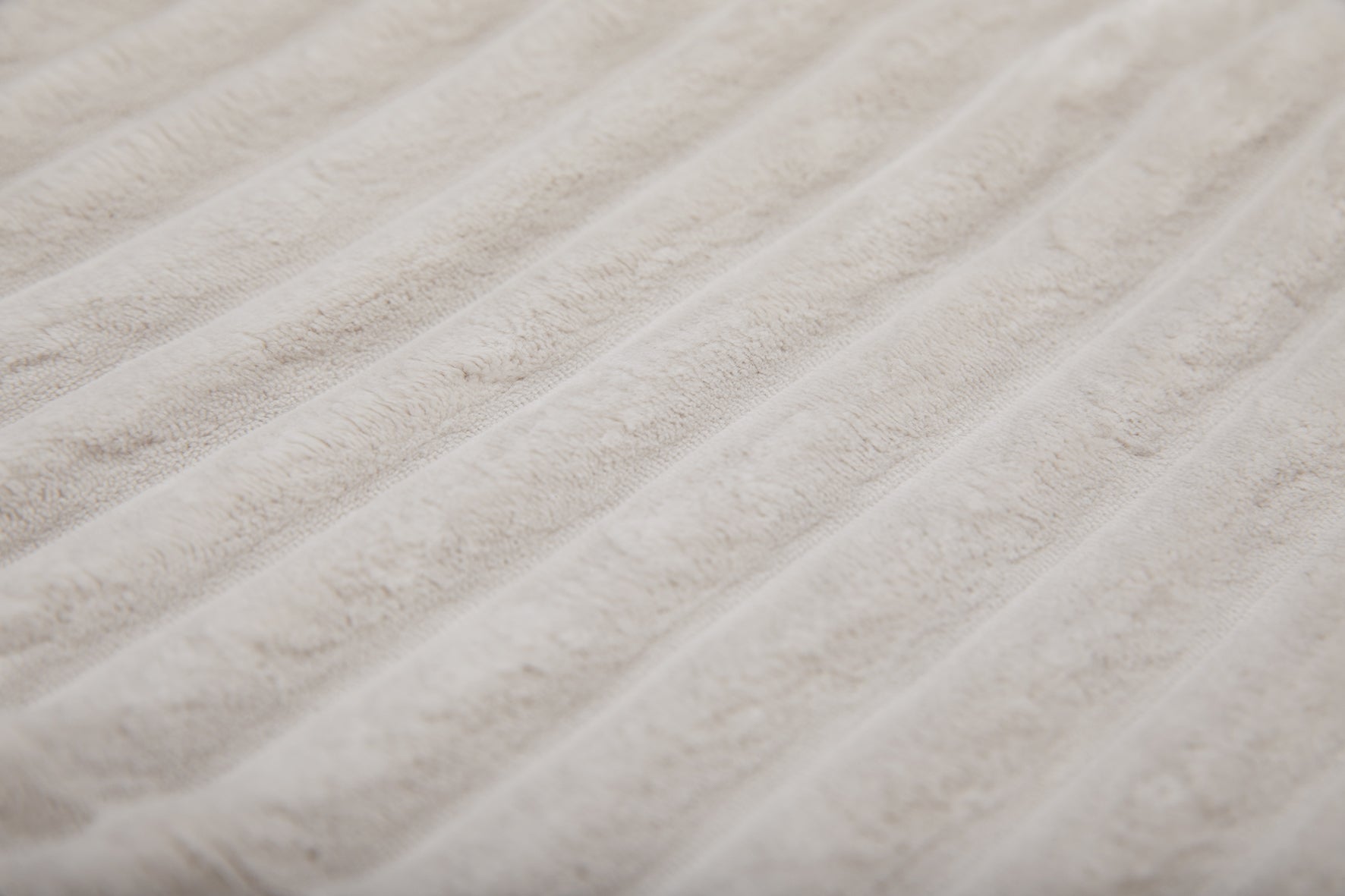 Kuscheldecke VÄRME Breitcord
