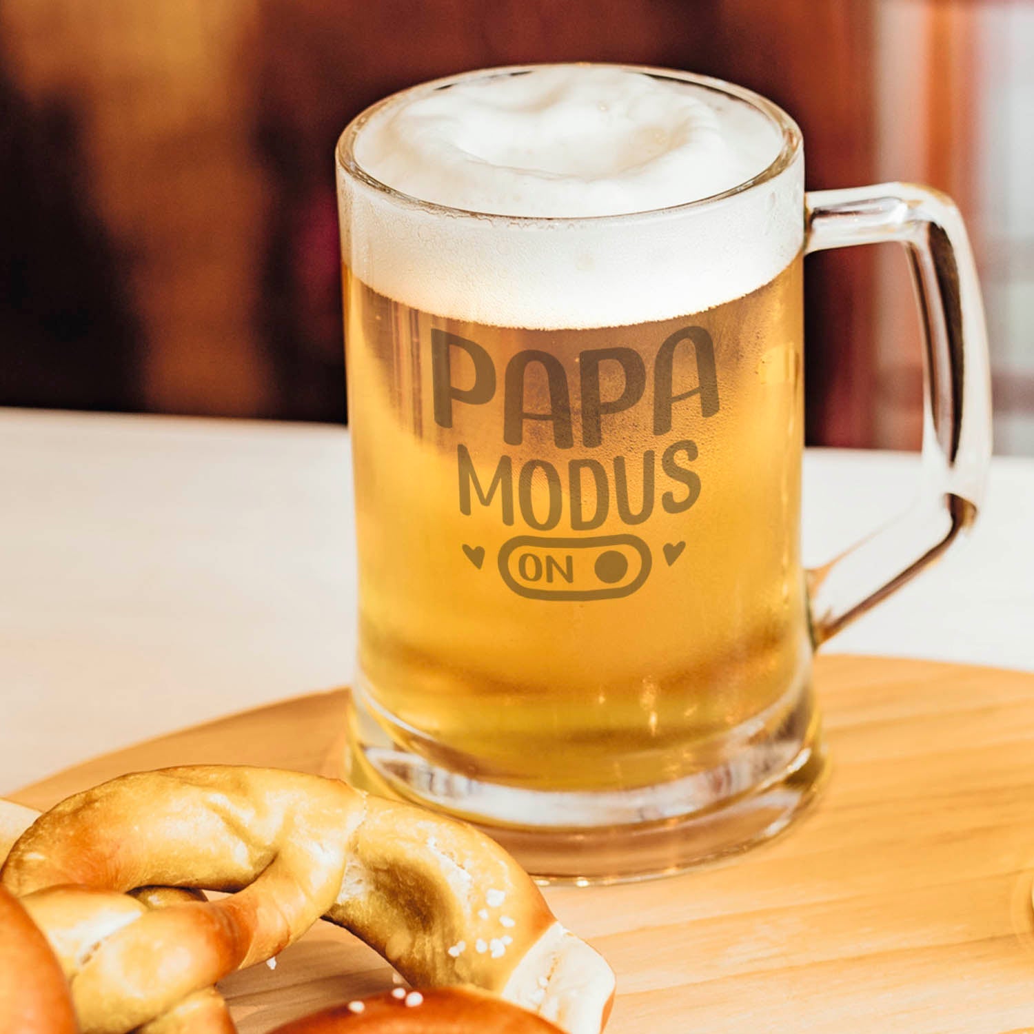 Montana Bierkrug mit Gravur "Papa Modus"